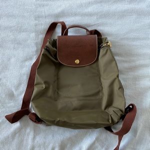 Longchamp Pliage Backpack in Olive green
